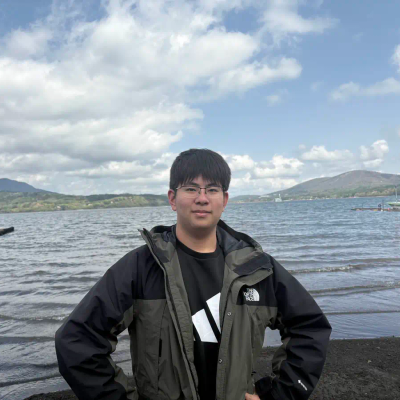 何　淳安 の写真